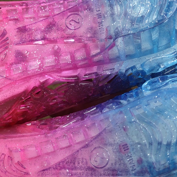 Frozen II Girl's Size 2 Pink Blue Snowflake Cutout Jelly Ballet Slipper … - Picture 11 of 13